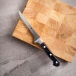 ZWILLING Professional S Cuchillo de deshuesado flexible alemán afilado de 5.5 pulgadas, fabricado en una fábrica alemana