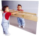 Jonti-Craft 0619JC, espejo para coordinación infantil
