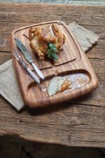 Ironwood Gourmet Kansas City - Tabla de tallar grande con canales de jugo, 22 x 15 x 2.5 pulgadas, madera de acacia 2810