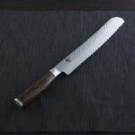 Shun Premier - Cuchillo de pan de 9 pulgadas, cuchillo serrado japonés hecho a mano, núcleo VG-MAX con revestimiento de