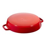 Sartén de hierro fundido con doble asa Staub 1313406 13 pulgadas color cereza fabricado en Francia