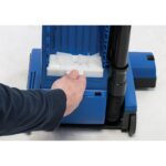 Aspiradora vertical Clarke CarpetMaster 115 Nilfisk 107407691 trayectoria 15 pulgadas color azul