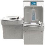 Bebedero de Agua y Llenador de Botellas Elkay LZSTL8WSLP Doble Altura ADA Refrigerado Gris Granito