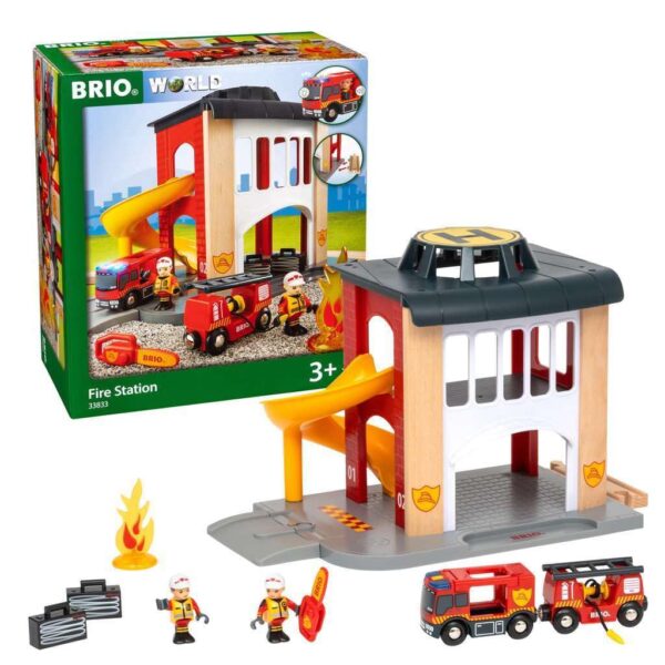 BRIO World - 33833 Central Fire Station | Juguete de 12 piezas para niños con camión de bomberos y accesorios para niños