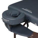 Master Massage Newport - Mesa de masaje portátil con cojín más denso de 2.5 pulgadas, madera dura teñida de nogal, cable