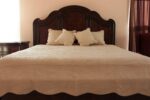 Juego de colcha 5 piezas Tache Home Fashion DXJ109042-1F diseño floral cachemira color marrón mate suave tamaño matrimon