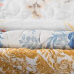 Juego de edredón algodón bordado costero reversible Tache Home Fashion VEJHW-668-T Twin blanco dorado azul cielo
