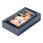 Caja de sushi desechable Restaurantware Sakura Vision RWA0356 papel negro rectangular 8x4.8x1.8 pulgadas tapa integrada