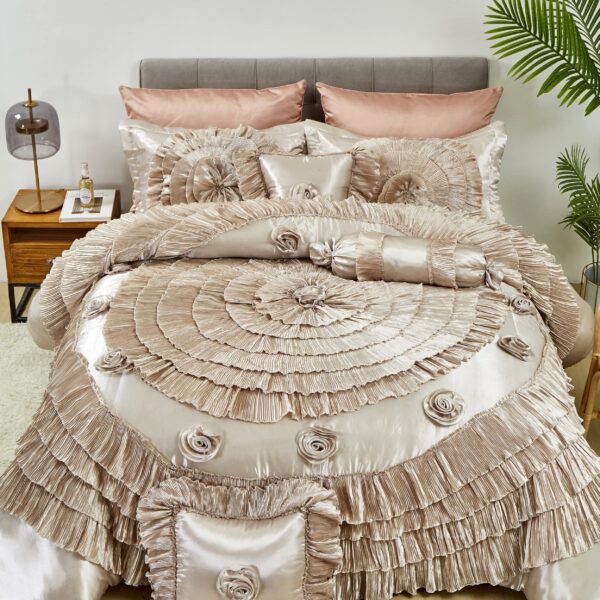 Juego de edredón victoriano Cinnamon Tache Home Fashion VEMA1612-CK tamaño California King beige volantes florales 6 pie