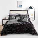 Juego edredón lentejuelas Tache Home Fashion VE1622-K negro plateado con volantes tamaño King 6 piezas