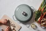 Cacerola de Hierro Fundido Esmaltado Le Creuset Signature LS2532-30717SS 3.3 Litros 3.5 Cuartos Gris Claro Azulado Sea S