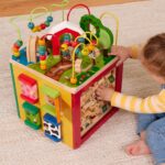Battat Cubo de actividades con tema de granja - Juguetes educativos de madera para niños pequeños y niños - 1 año +