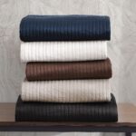 Juego de edredon Indigo Hill HiEnd Accents FB3500-KG-WH 3 piezas King color blanco liso algodon ligero sedoso con fundas