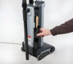 Aspiradora vertical Nilfisk Advance VU500 107404754 un motor trayectoria 15 pulgadas filtración HEPA