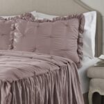 Juego de colcha con falda de volantes Ravello Lush Decor Triangle Home Fashions 16T004020 3 piezas