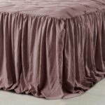Juego de colcha con falda de volantes Ravello Lush Decor Triangle Home Fashions 16T004020 3 piezas
