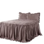 Juego de colcha con falda de volantes Ravello Lush Decor Triangle Home Fashions 16T004020 3 piezas