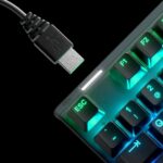 Teclado Mecánico Gaming TKL SteelSeries Apex 7 TKL 64747 Pantalla OLED Interruptores Marrones QWERTY