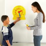 hand2mind NumberLine - Reloj de enseñanza para aprender a decir la hora, reloj analógico de aprendizaje en el aula, mani