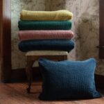 Colcha terciopelo algodón lavado a piedra HiEnd Accents FB6500-FQ-TU súper Queen amarillo topo estilo rústico
