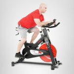 Bicicleta de ciclismo indoor Sunny Health Fitness SF-B1986 volante 40 lb resistencia magnética ajustable sensor de pulso