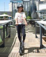 Patinete eléctrico Hiboy S2 Lite – neumáticos sólidos de 6.5 pulgadas – hasta 17.1 kilómetros de alcance y 21 km/h, port