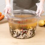 Contenedor almacenamiento alimentos Restaurantware Met Lux RWT0850 redondo 12 cuartos de galon uso comercial