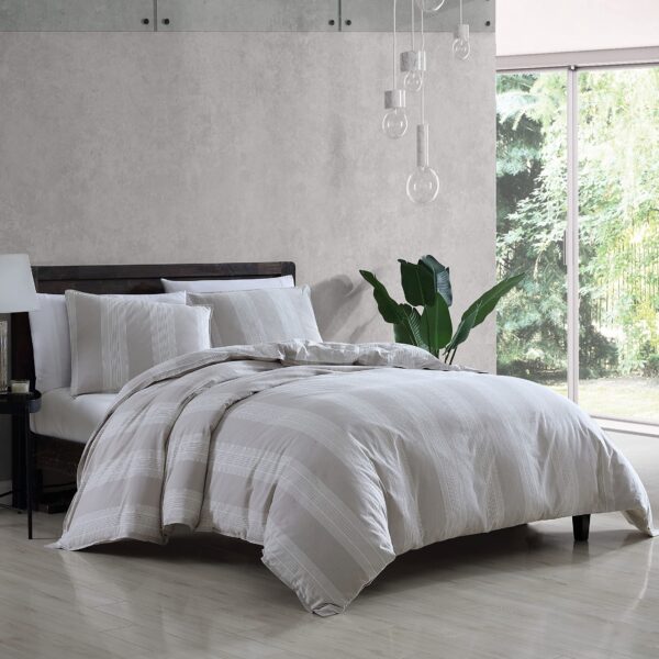 Juego de edredón Heron Riverbrook Home 82941 3 piezas tamaño King color bronce marfil