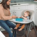 Chicco Polly Silla alta plegable que ahorra espacio con almohadilla de asiento fácil de limpiar, silla alta para bebés y