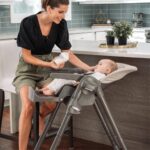 Chicco Polly Silla alta plegable que ahorra espacio con almohadilla de asiento fácil de limpiar, silla alta para bebés y