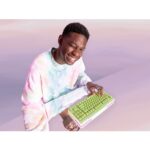 Teclado Mecánico Inalámbrico Gaming Logitech G715 920-010453 LIGHTSYNC RGB LIGHTSPEED Interruptores GX Marrón TKL Reposa