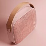 Vifa Helsinki Mini altavoz portátil con aspecto de bolso, IPX4 impermeable, estéreo HD, elegante altavoz Bluetooth priva
