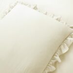 Juego de colcha con falda volantes vintage Triangle Home Fashions 21T010981 3 piezas estilo granja suave ligero ropa de