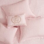 Juego de edredón Dovona Juicy Couture YMF Carpets JYZ014856 diseño estampado tamaño Queen 5 piezas con fundas de almohad