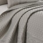 Colcha Five Queens Court Lincoln 2746020KCOV tamaño Cal King blanca 108 x 94 pulgadas