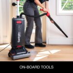 Aspiradora vertical comercial silenciosa Sanitaire EON QuietClean SC5500B