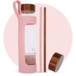 Botella de agua de vidrio PMD Beauty 5012-KIT-RQ con cuarzo rosa grado A aguamarina 16.2 onzas 480 ml libre de BPA funda