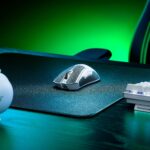 Mouse Inalámbrico Razer DeathAdder V3 Pro 63g Sensor Óptico Focus Pro 30K DPI HyperSpeed 5 Botones