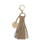 Itzy Ritzy - Mochila para pañales Boss Plus de gran capacidad con 19 bolsillos, cambiador, clips para carriola y correas