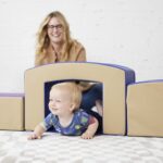 ECR4Kids SoftZone Junior Mix n' Match Tunnel and Bump, juego para principiantes, azul francés, 2 piezas