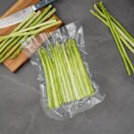 Bolsas selladoras al vacío 16x12 pulgadas Restaurantware Fresh Hero RWP0898C plástico transparente 3 mil grosor para sou
