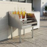 Soporte para botella de licor Restaurantware Kitchen Tek RWT1086S acero inoxidable 304 24x23x33 pulgadas patas galvaniza