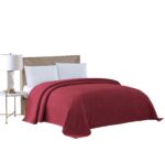 Colcha felpilla Channel Beatrice Home Fashions CHNBSPKGBUR King borgoña