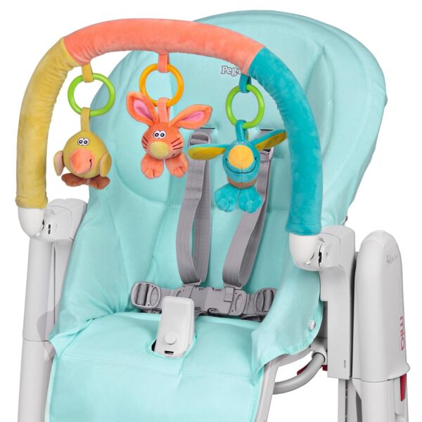 Peg Perego Tatamia Kit - Accesorio para silla alta, funda de asiento suave y barra de juego, Azzurro (azul claro)