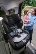 Britax Grow with You ClickTight - Asiento de automóvil 2 en 1 y forro impermeable para asiento de automóvil, tela que ab