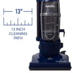 Aspiradora vertical comercial Sanitaire SL4410A sin bolsa con herramientas y SC679K Tradition con bolsa rojo