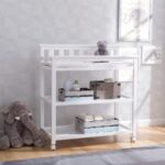 Delta Children Cambiador plano con ruedas y cambiador – Greenguard Gold certificado y cambiador de espuma contorneado co
