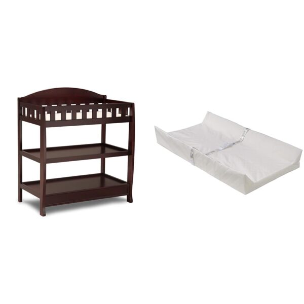 Mesa cambiadora infantil Delta Children con almohadilla, cereza espresso y almohadilla cambiadora contorneada de espuma