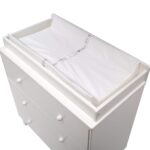 Mesa cambiadora infantil Delta Children con almohadilla, cereza espresso y almohadilla cambiadora contorneada de espuma
