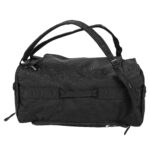 Mochila deportiva Triple Eight GEAR40 modelo 0199 40L color negro para patinaje y equipo de protección